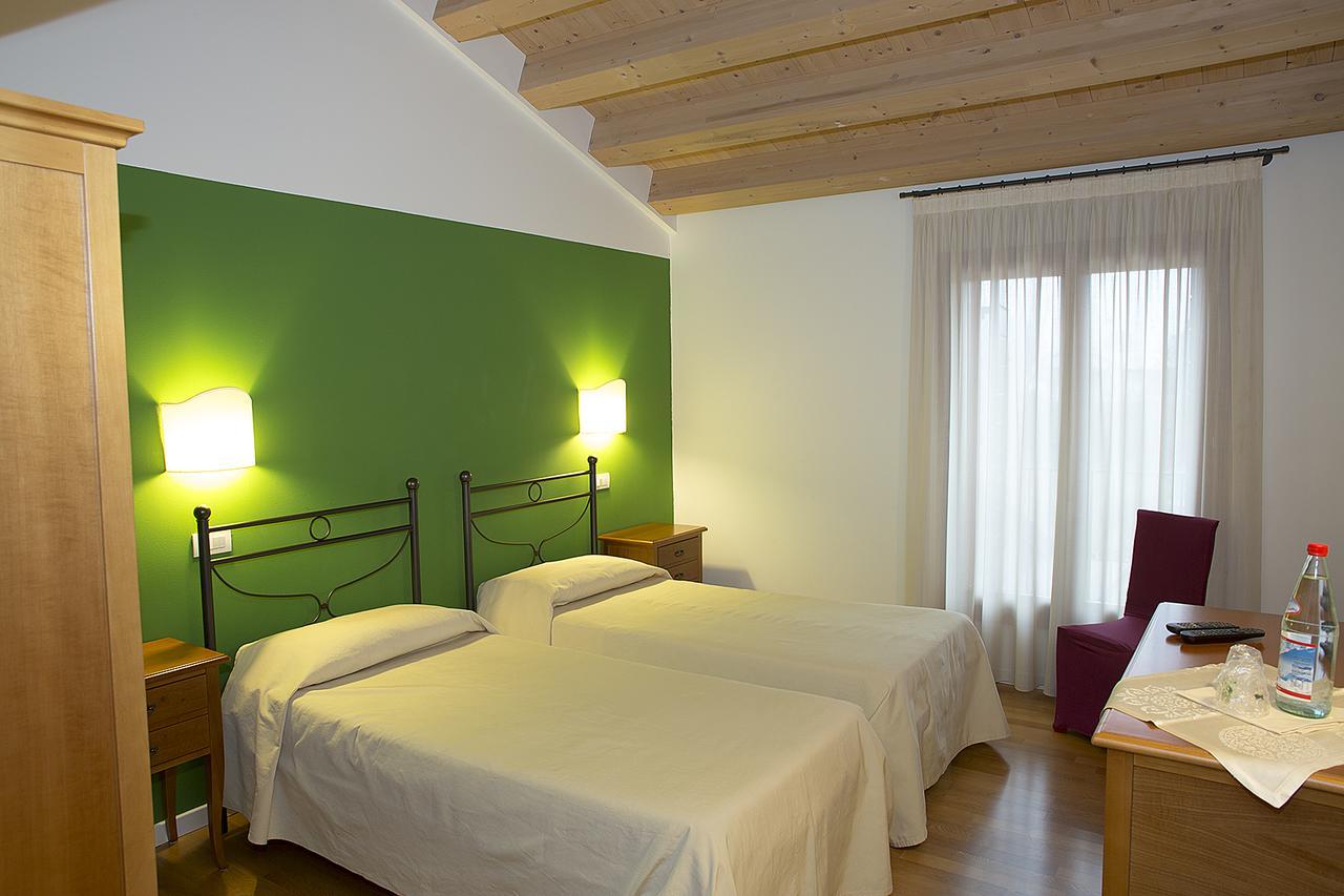 AL REDENTOR Agriristorante Hotel Casa Reali Exterior foto